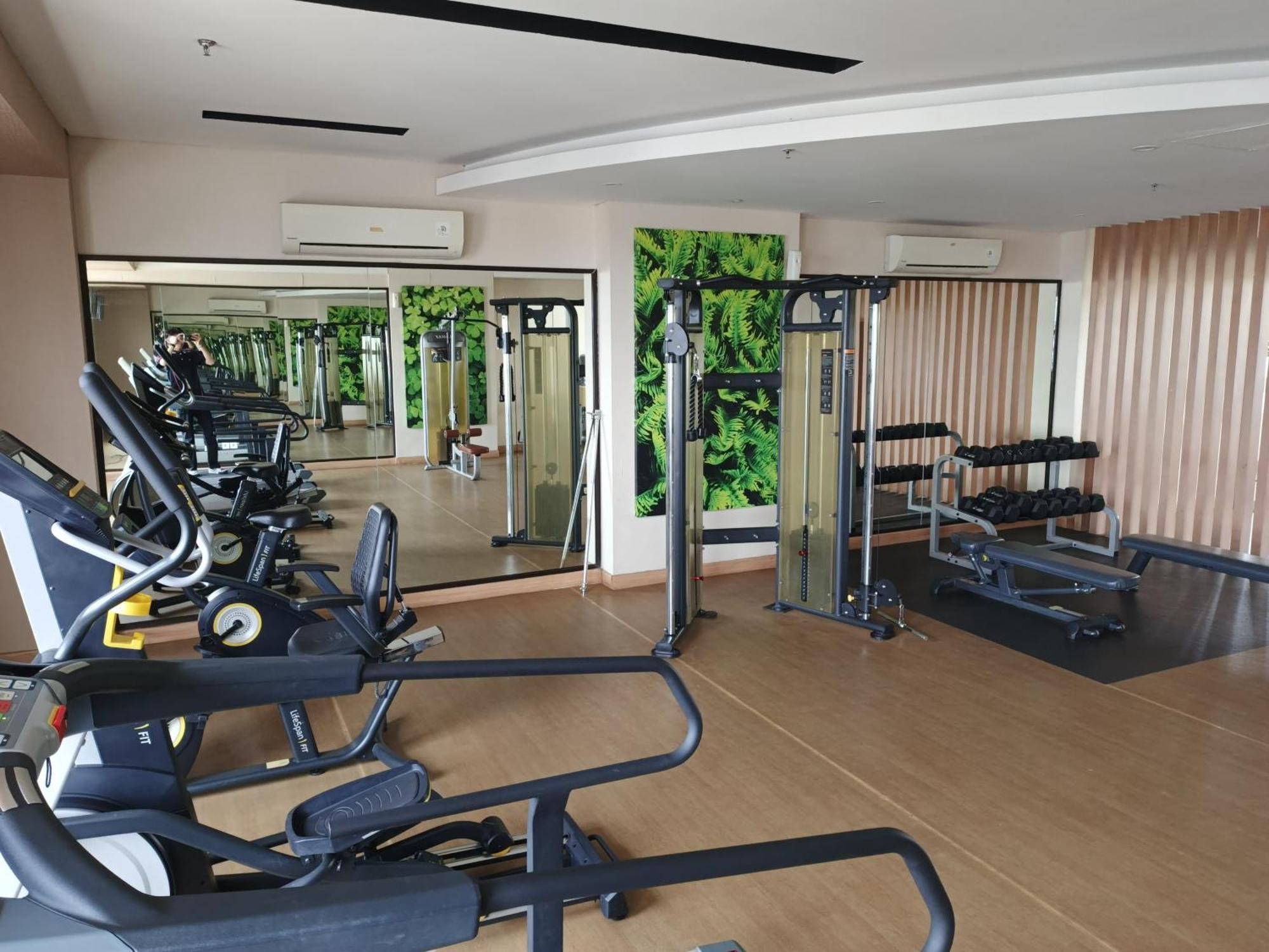 2Br Lucky Tower Residence Jakarta Old Town Top Floor Condo Jacarta Exterior foto